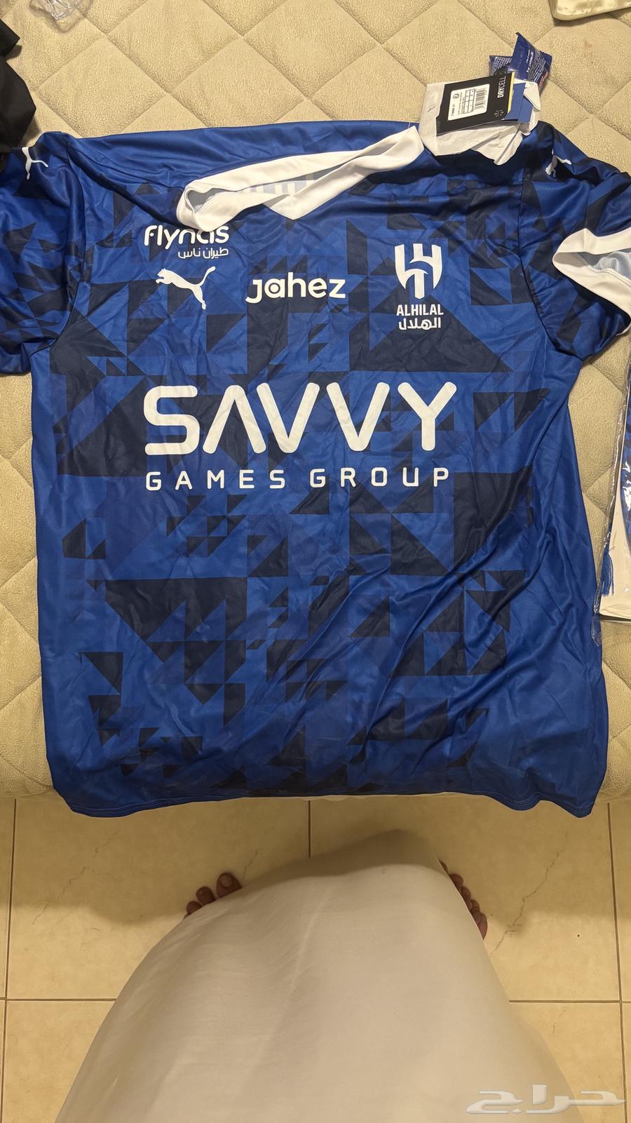 تيشرت نادي الهلال وفنيلة نادي الهلال شريتها من نادي مباشرة64372623945475112