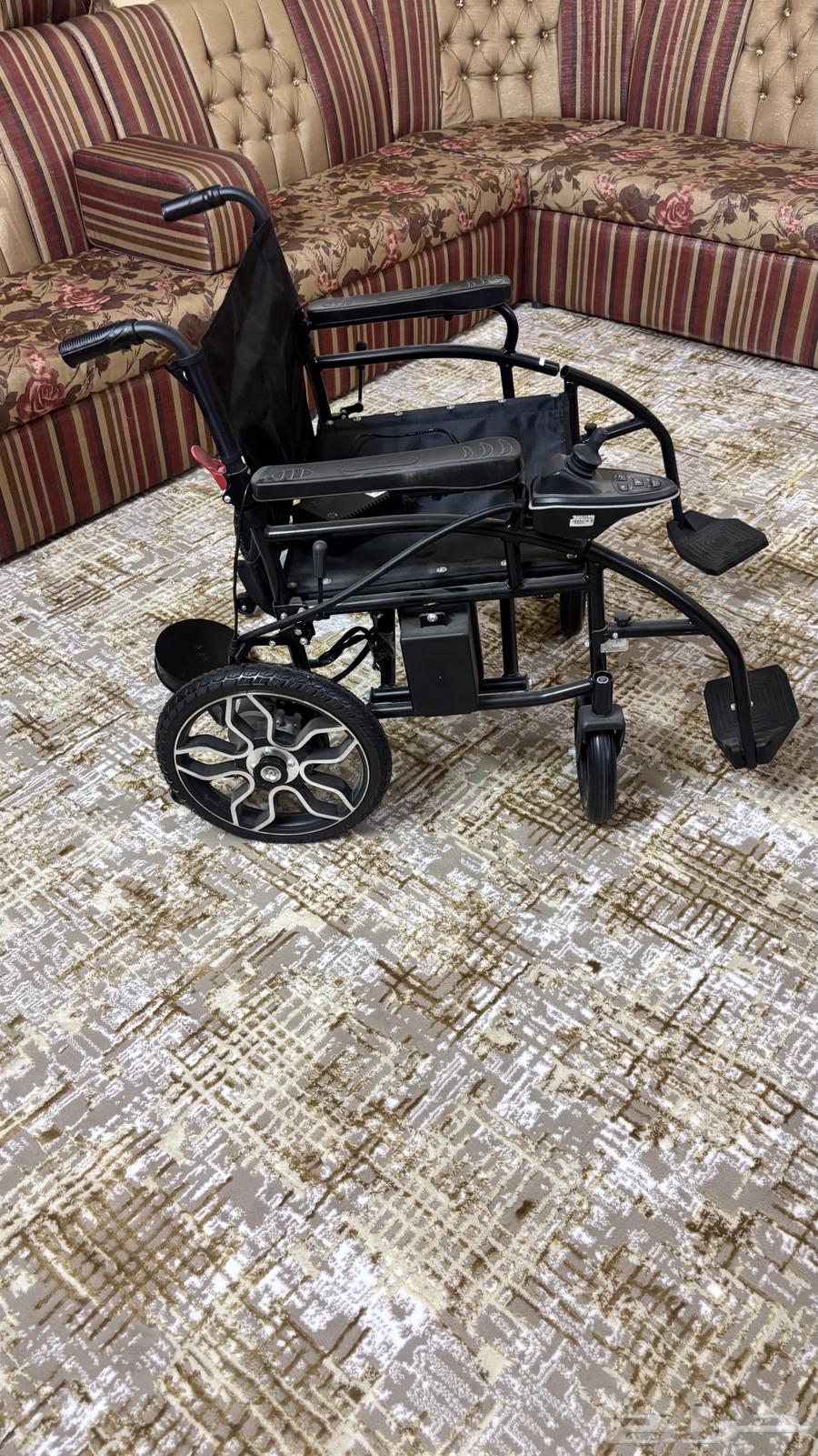 للبيع كرسي متحرك64367406134529112