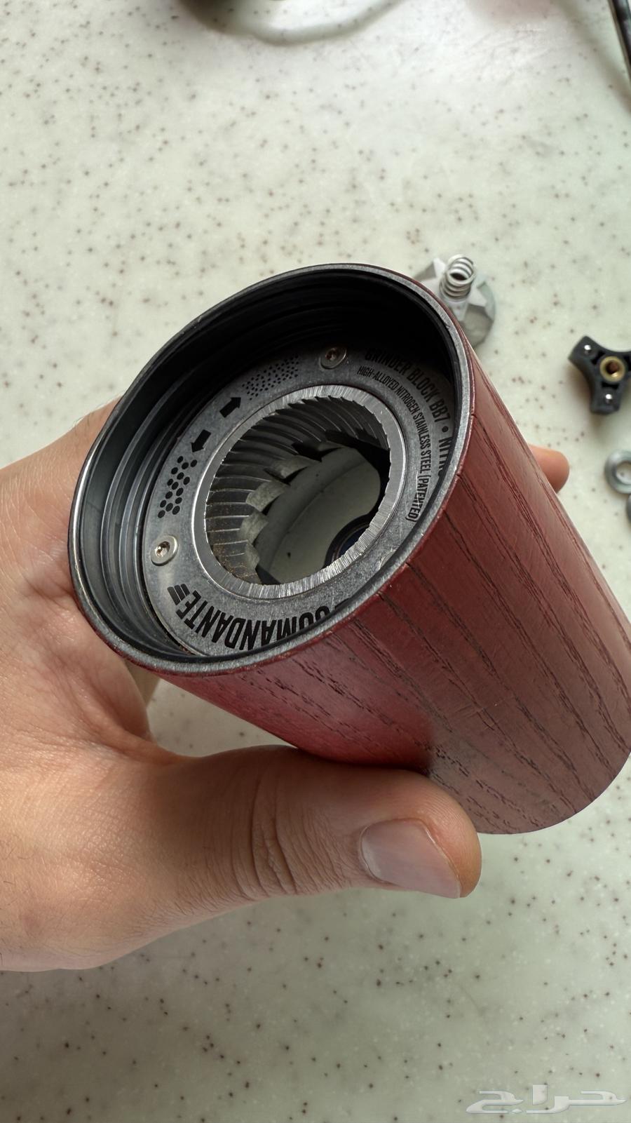 مطحنة كومندانتي c4064373831952385110