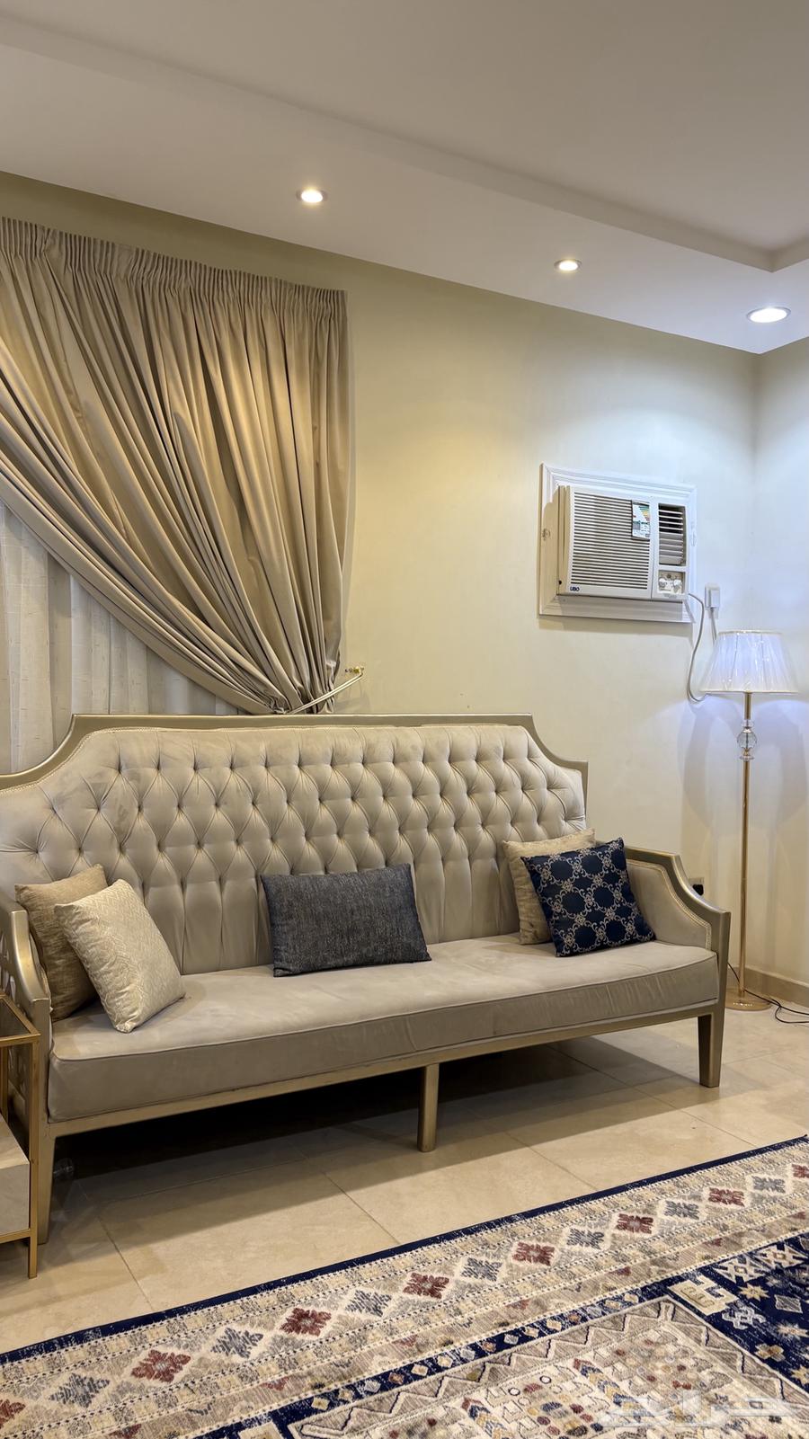 Sofa64372697846657110