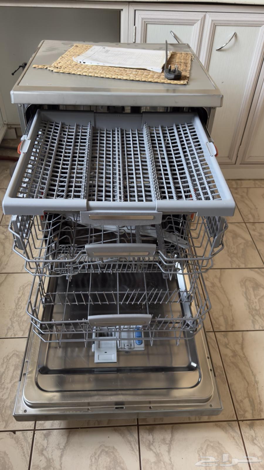 غساله مواعين ارستون64371016360451110