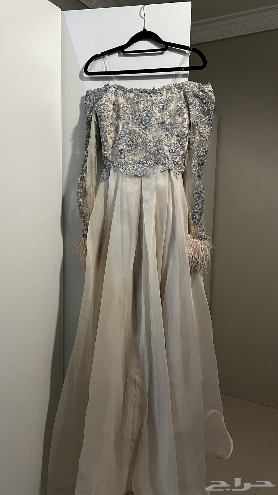 فستان للبيع64371263715074112