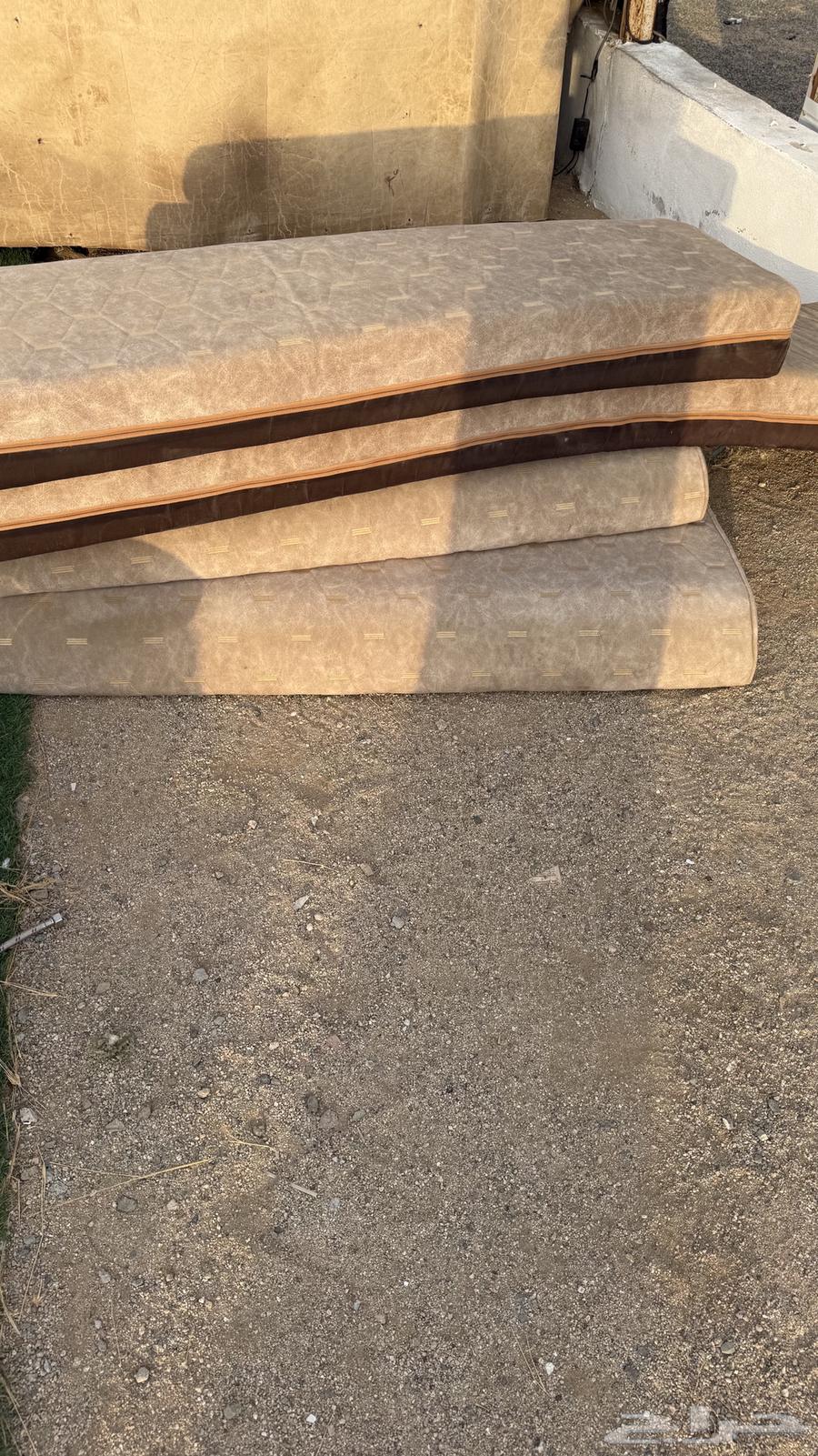 أثاث وأدوات منزلية متنوعة للبيع64372229440387110