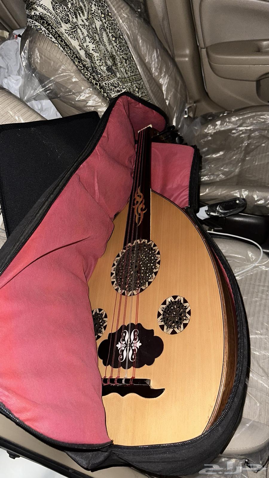 عود عزف للبيع64365365766786111