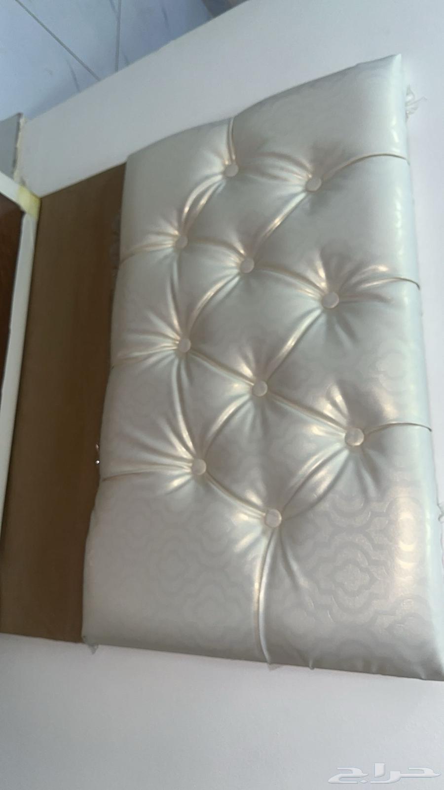 Bed64367040581761110