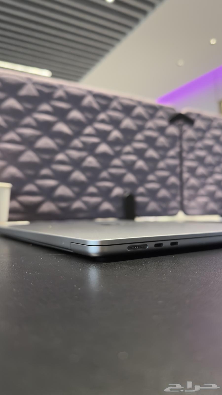 ماكبوك اير M2 15 انش مساحة 265 جيجا  8 جيجا رام64370958109185112