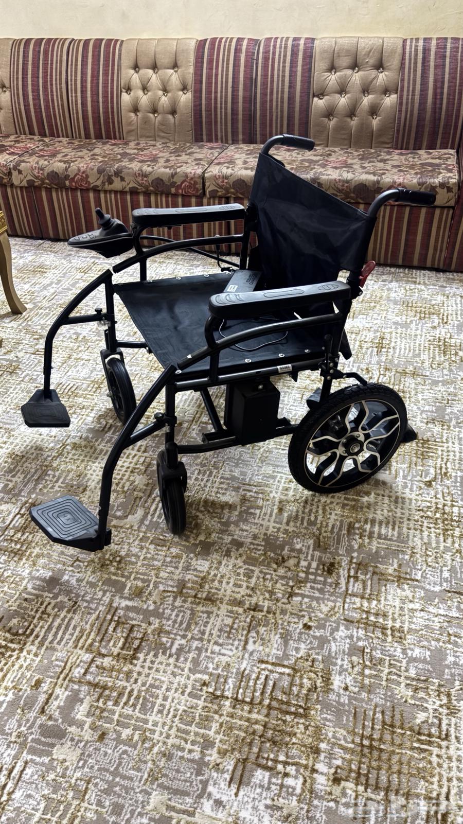 للبيع كرسي متحرك64367406134529110