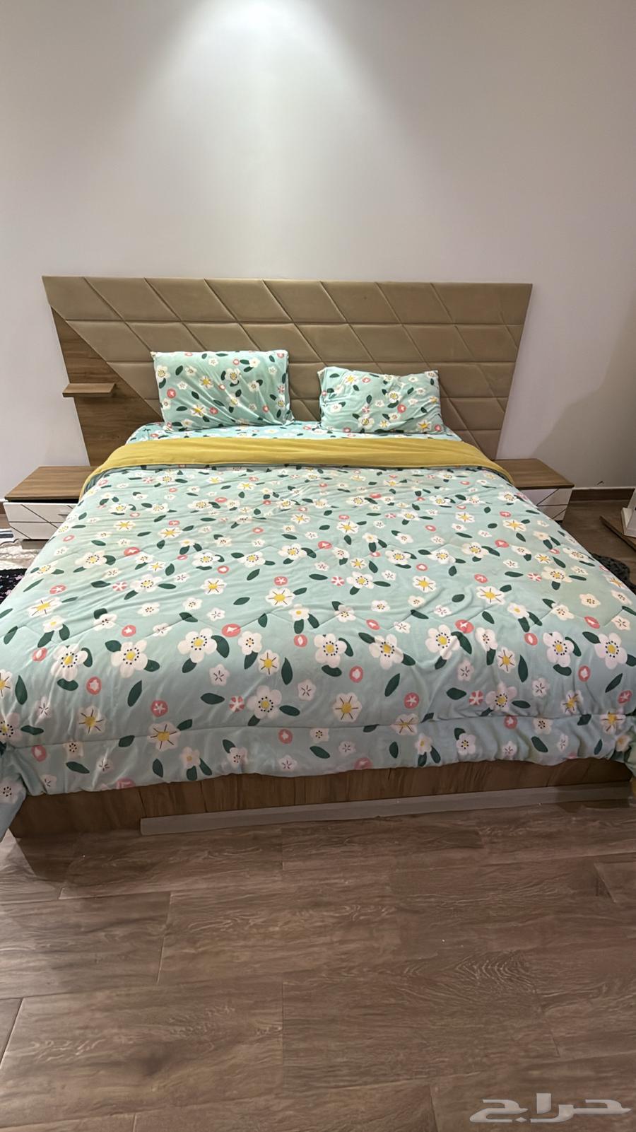 غرفة نوم متكاملة بحالة ممتازة للبيع64375961749379112