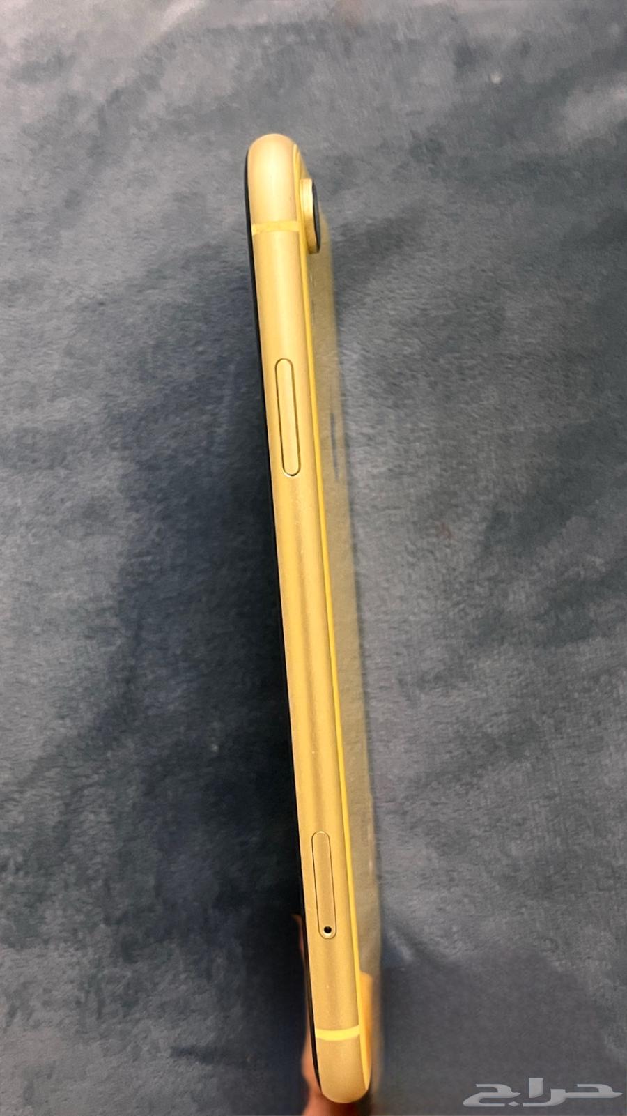 ايفون اكس آر مستخدم استخدام نظييف64375528039299113