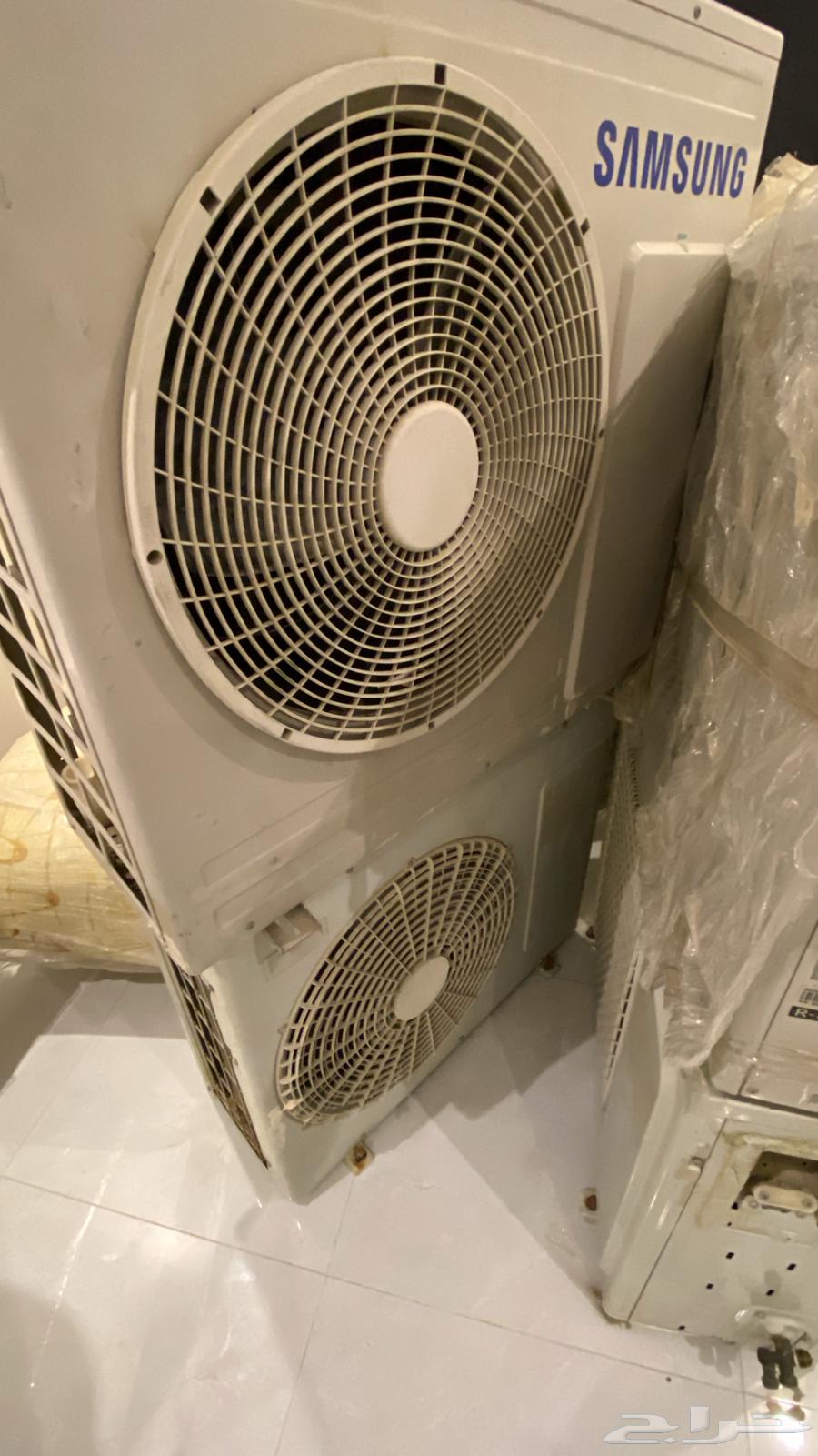 اربع مكيفات مستخدمة للبيع64367347439619113