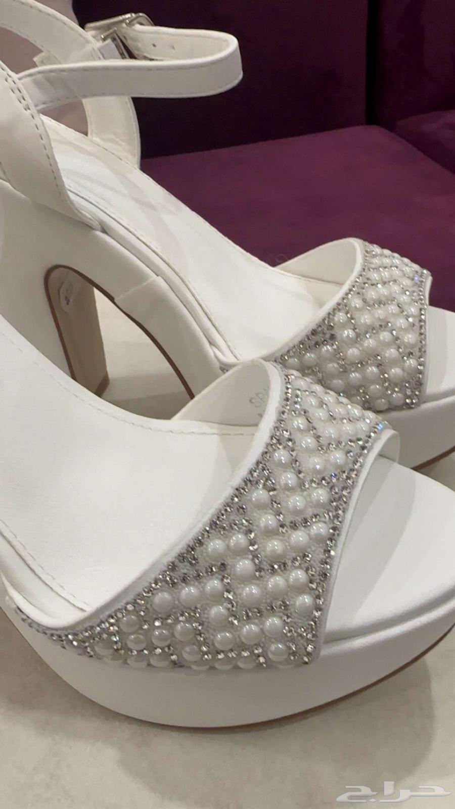 Brand new, never worn, bought it just two days ago. If you want it, contact me64362710244609113