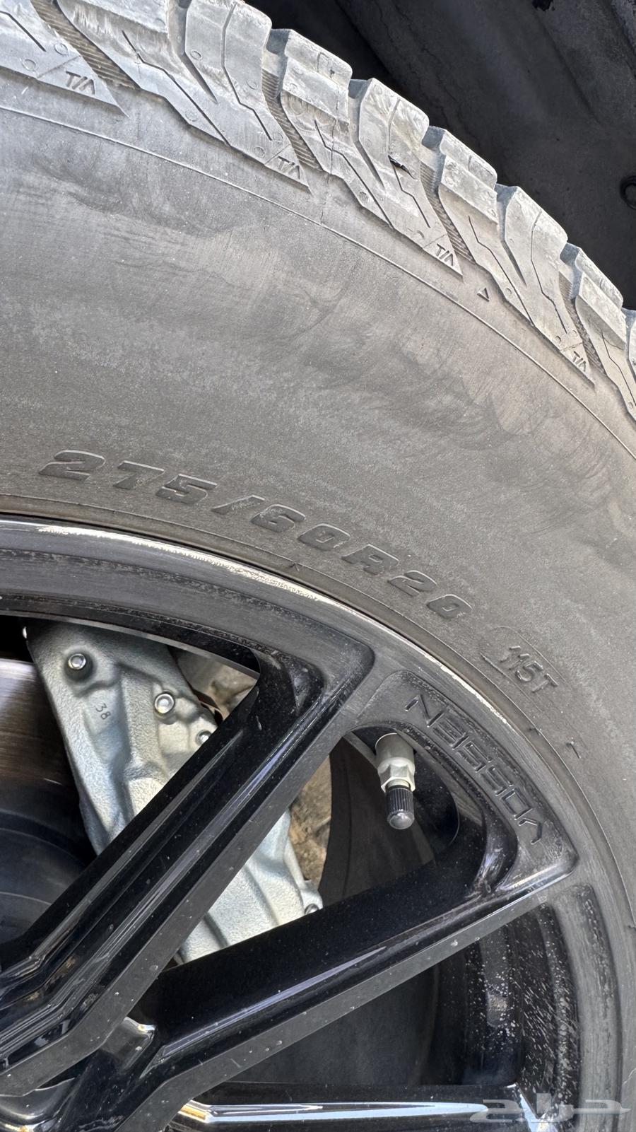 جنوط فوسن الامريكيه مقاس 20 وكفرات PF64517561666562112