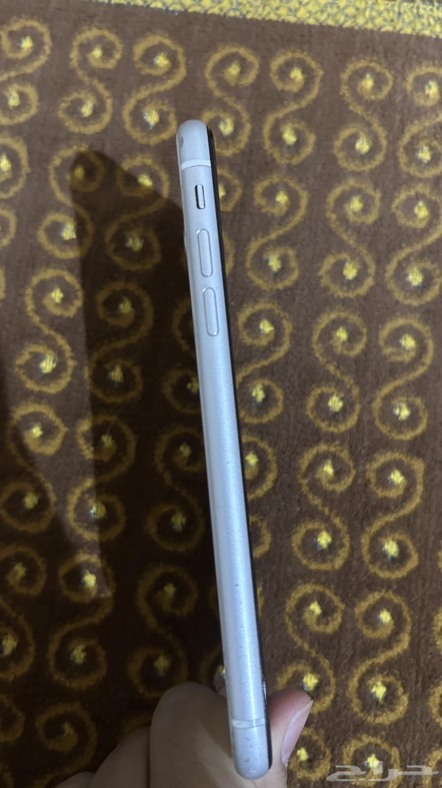 iPhone XR64373477728257112