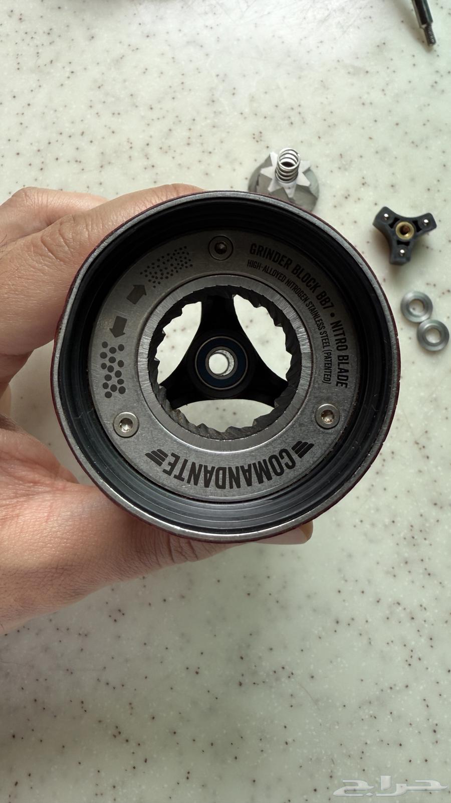 مطحنة كومندانتي c4064373831952385114