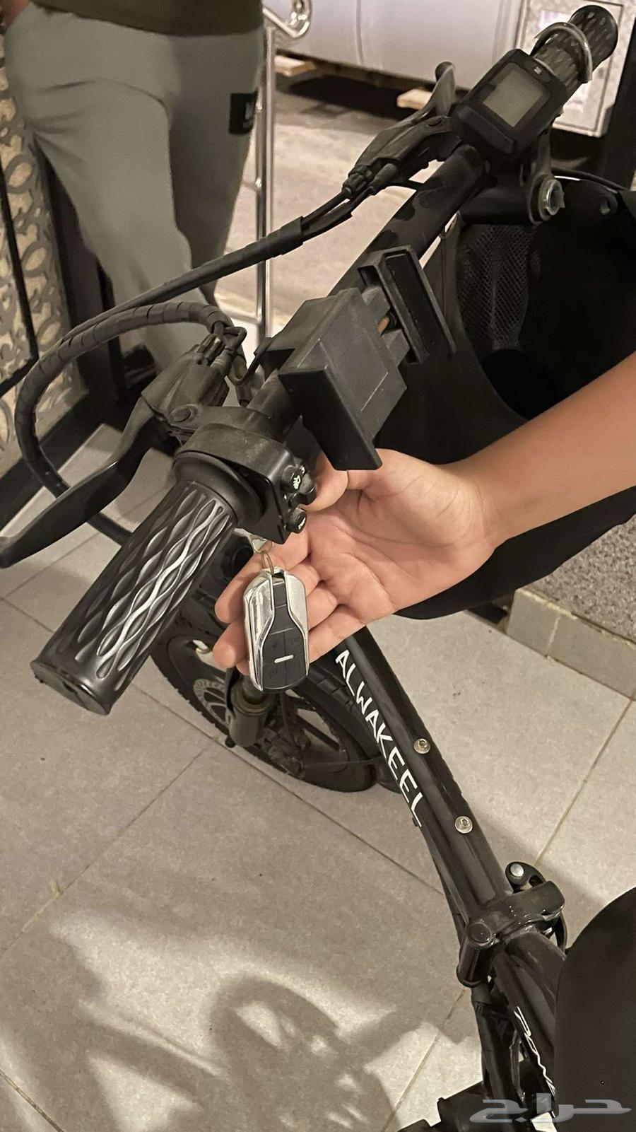 New scooter for sale, never used, I don't know how to ride it64375244850433111