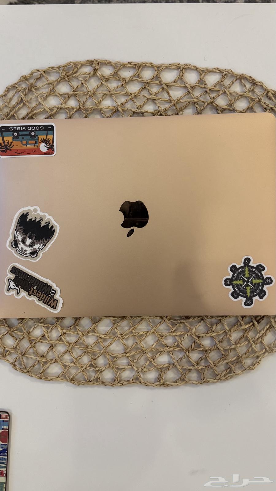 شبه جديد 13 Macbook air64366027134466112