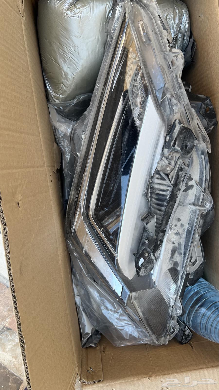 Left candle 202364517406243969112