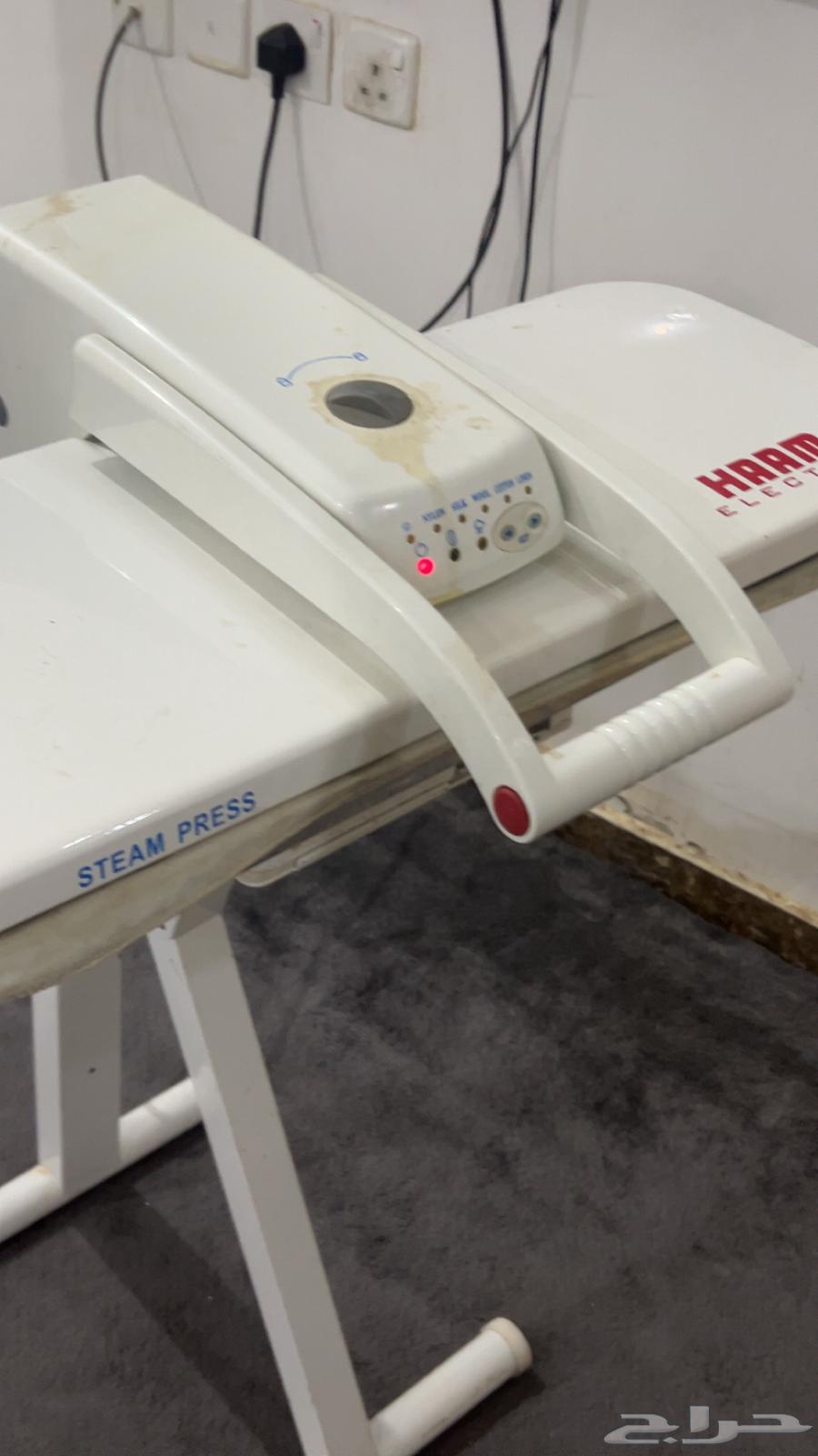 كاوية كبس بخار مع القاعده من شركة هاام64377108423427111