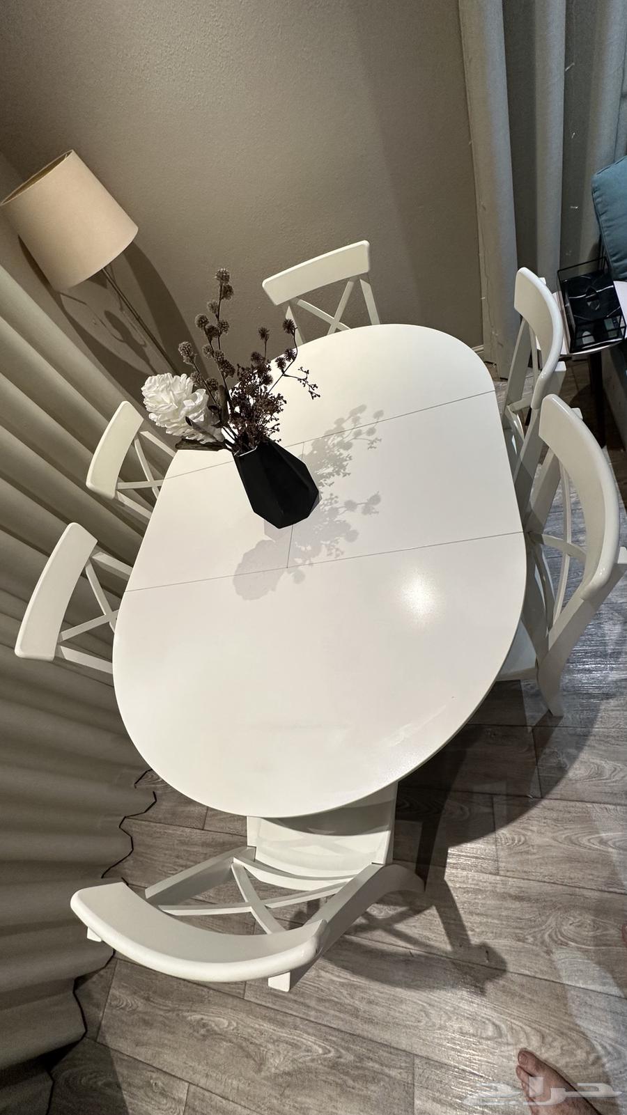 IKEA dining table64367011447041112