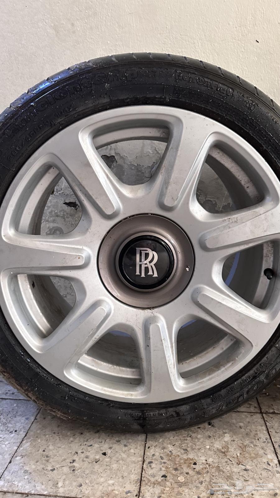 جنط مع كفر كودير مقاس 285 40 20R64516058894337111