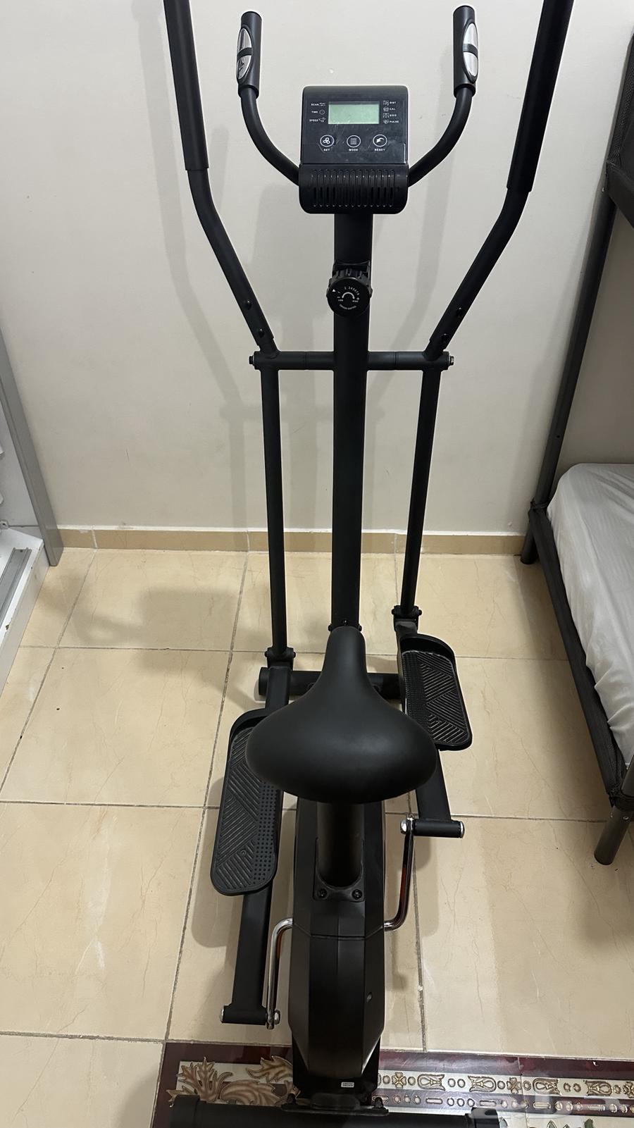 Exercise device64368645203969112