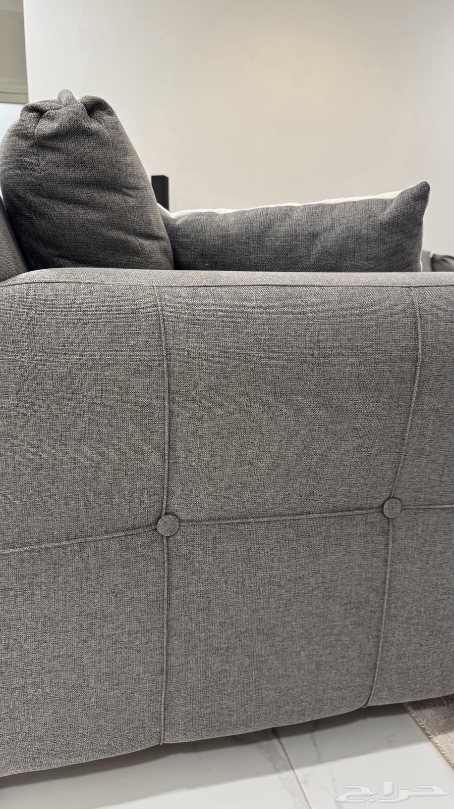 كنب مستعمل شخصي قليل ونظيف64374817580547111