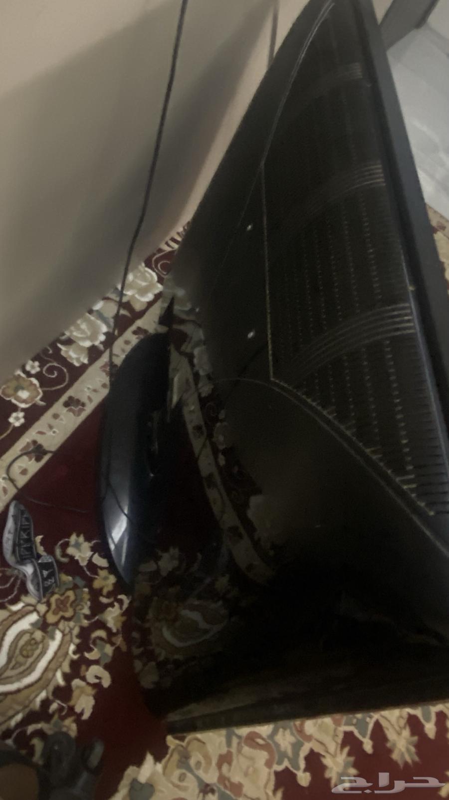 Old model plasma screen in good condition without any damage64367595968387111