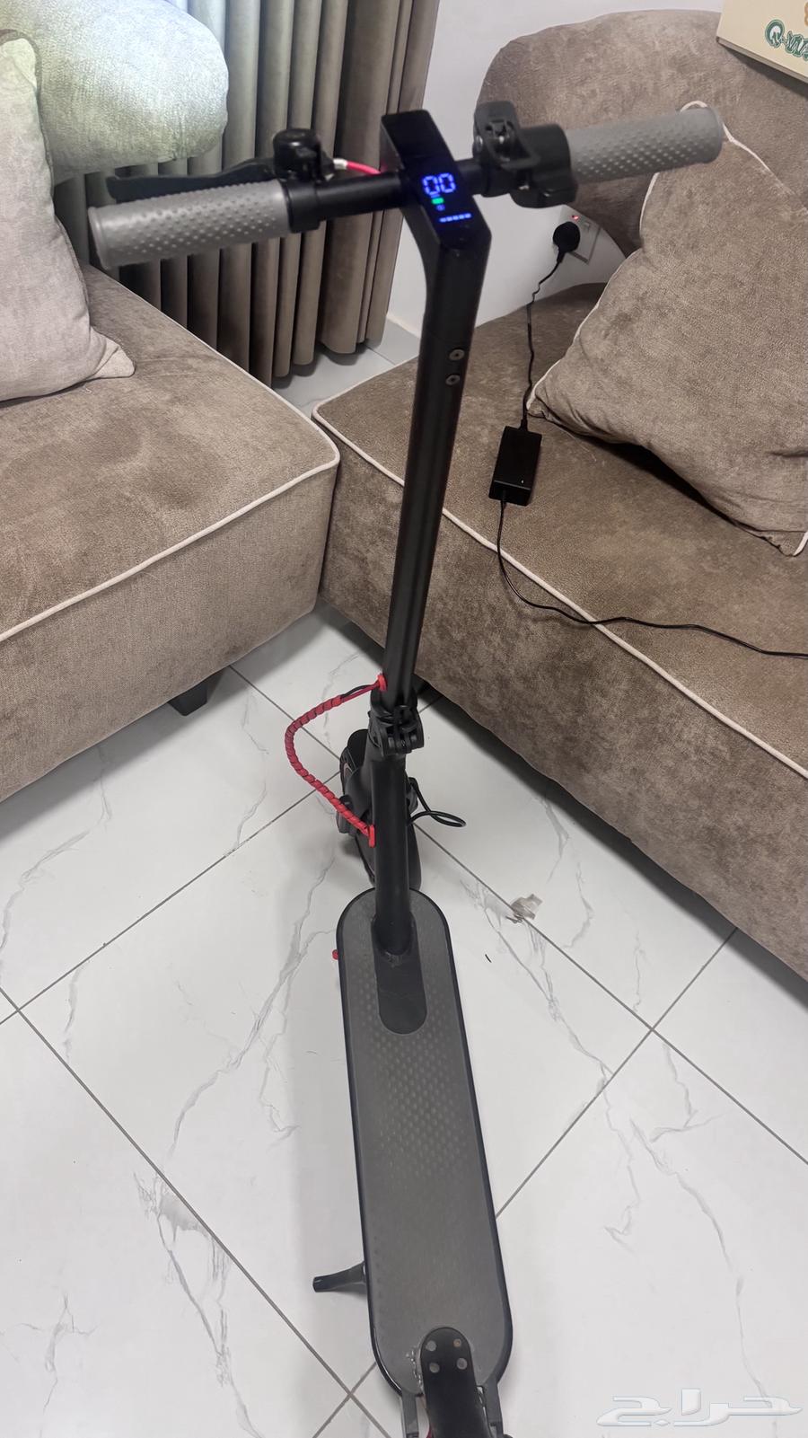 Clean scooter used for two weeks64376539868161113