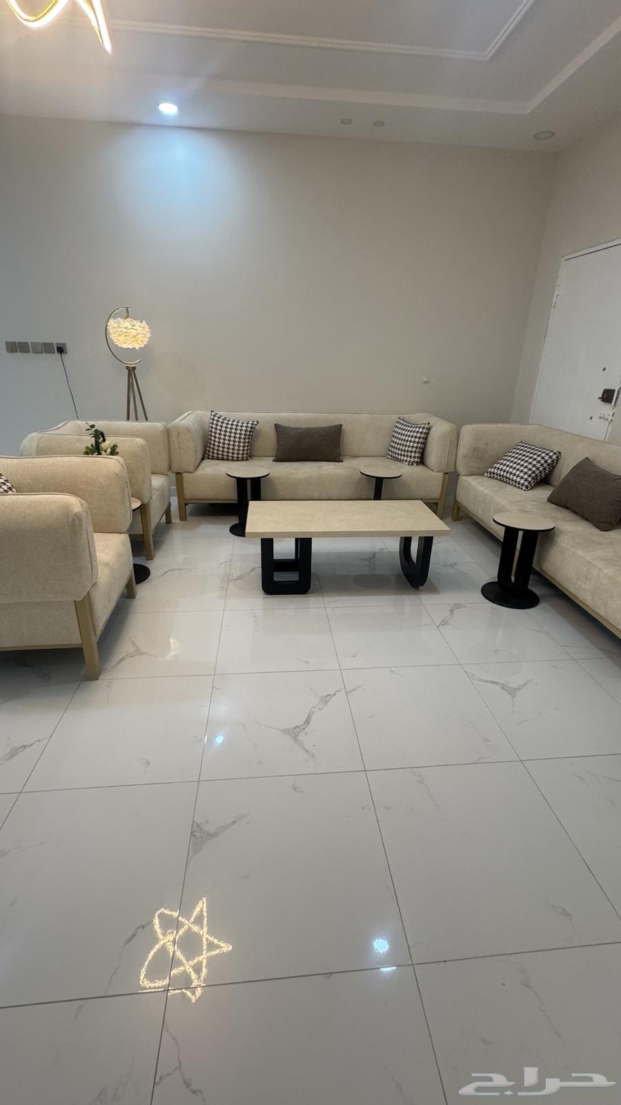 كنب صاله جديد غير مستخدم مع الابجوره والطاولات64374009517187110