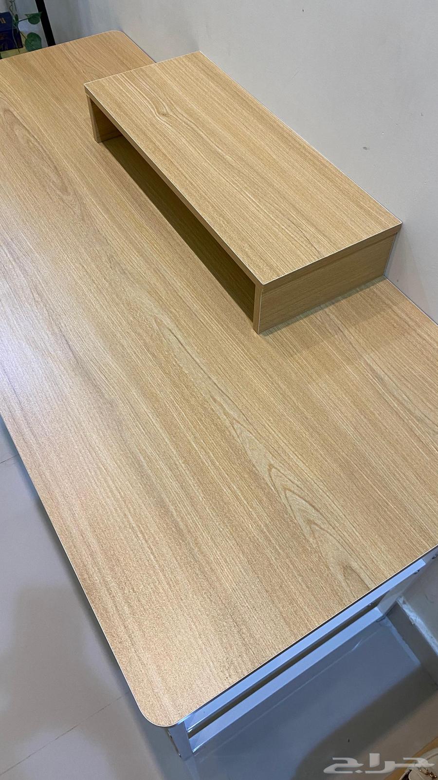 طاوله للبيع64375617943683112