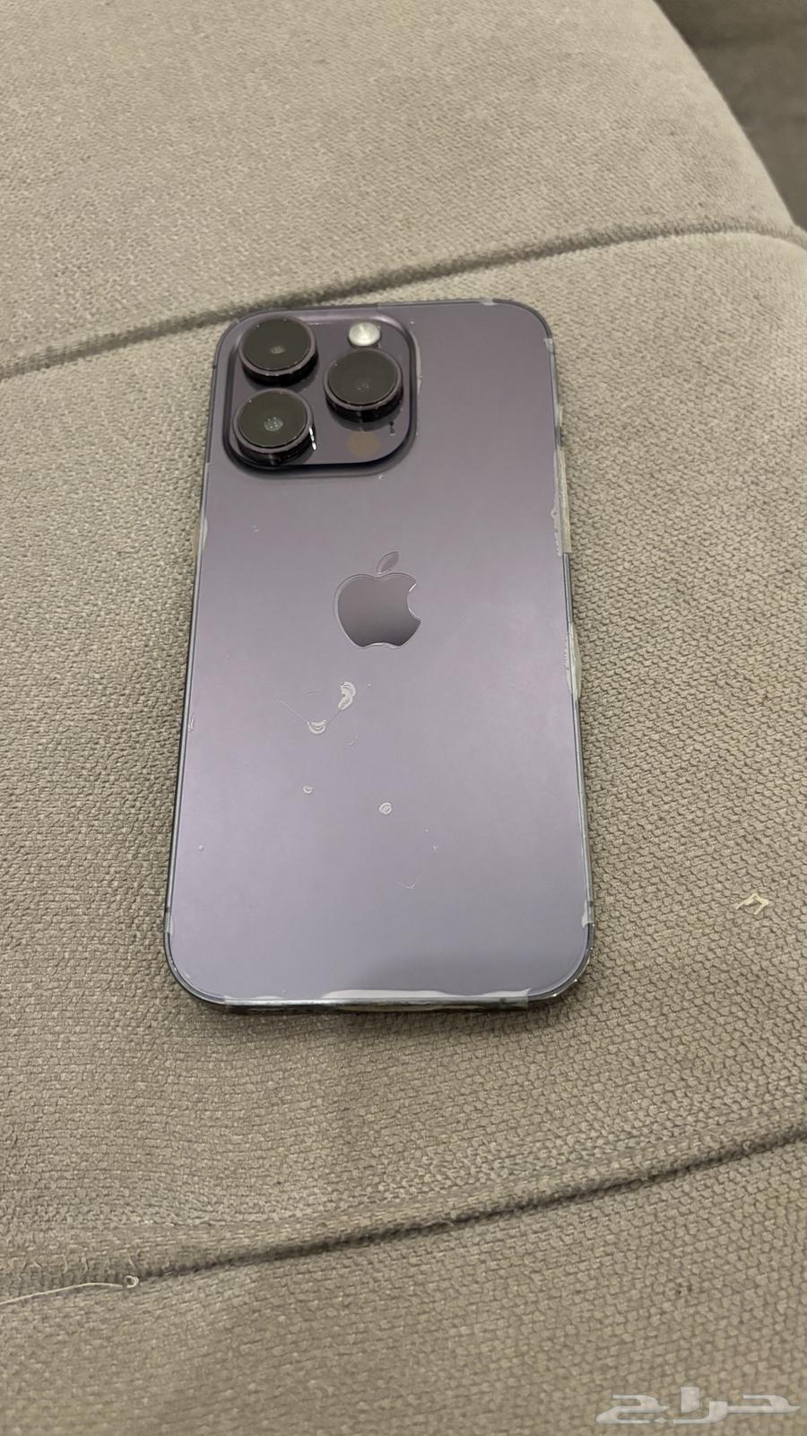 ايفون 1464376124715777110