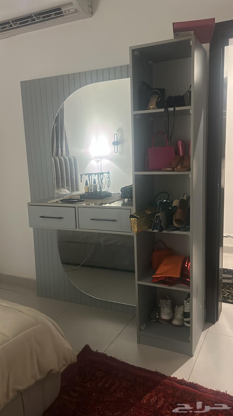 Furniture room suitable for sum64368937059075112