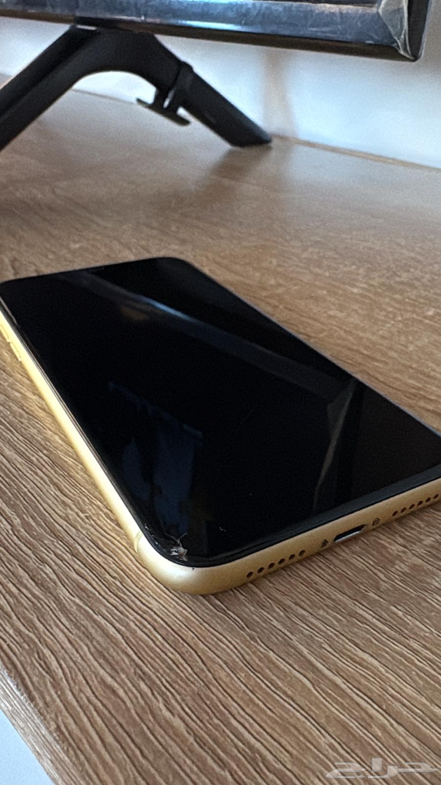 ايفون اكس ار للبيع64373757137409112