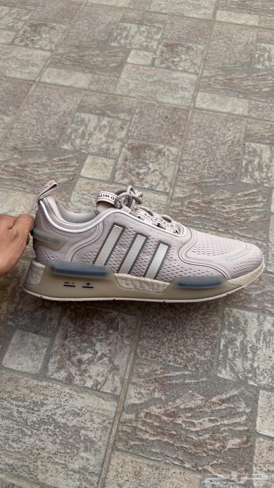 جزمة رياضية اديداس NMD_V3 اصلي64370727316610110