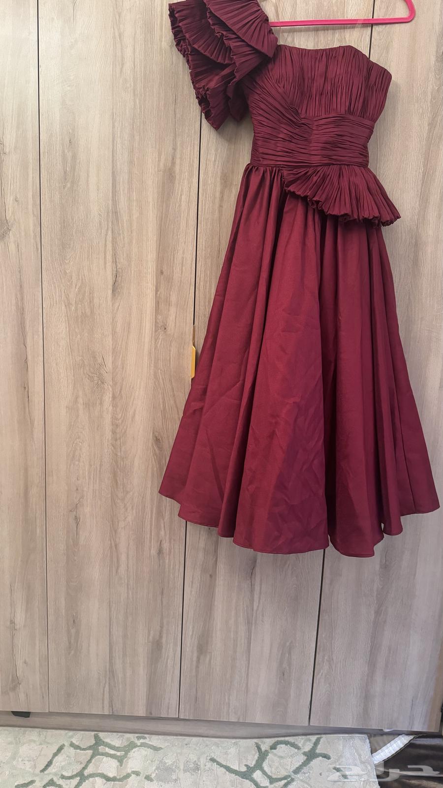 فساتين لبسة وحدة ابي فالواحد ب15064364365410563110