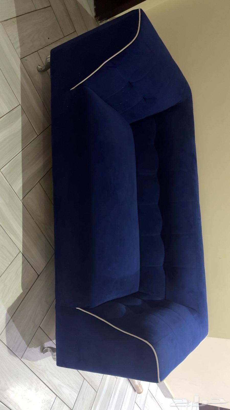 كنبه ابو نفرين للبيع من هوم سنتر نظيف جدا64365616217346110