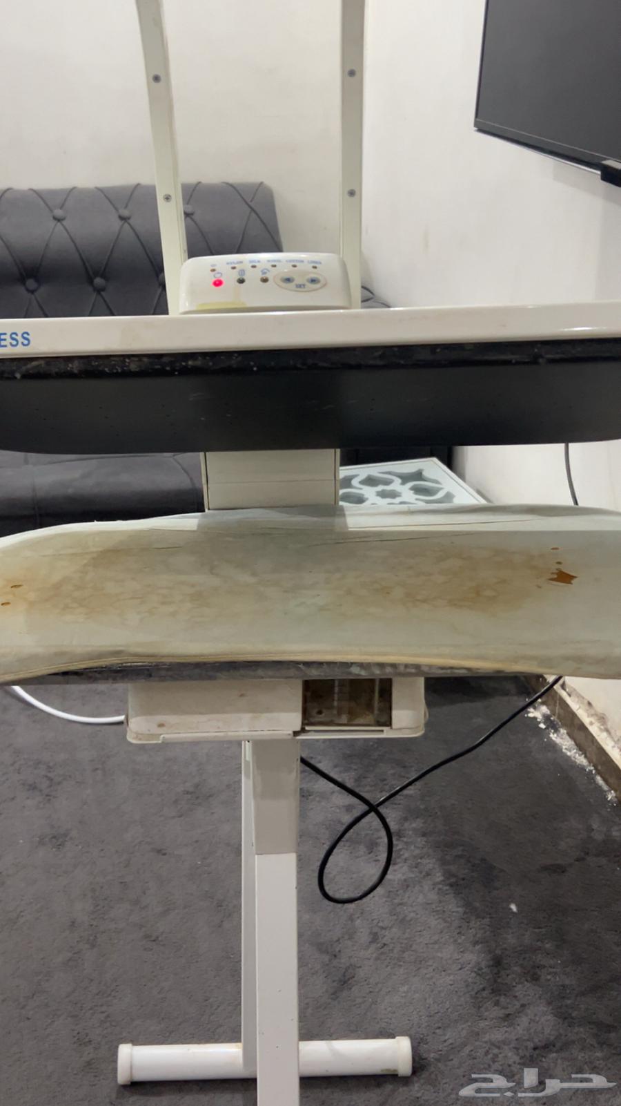 كاوية كبس بخار مع القاعده من شركة هاام64377108423427112