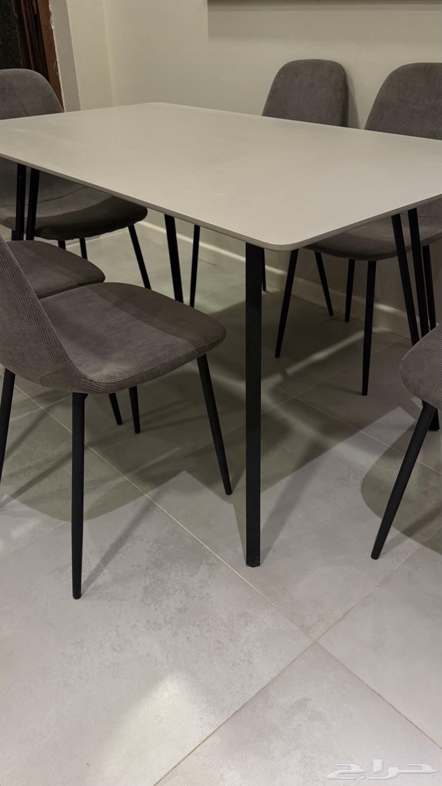 طاوله 6 اشخاص استعمال قليل64370182224130114