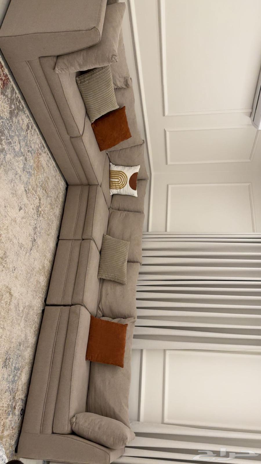 Sofa in excellent condition for only 60064376095046274110