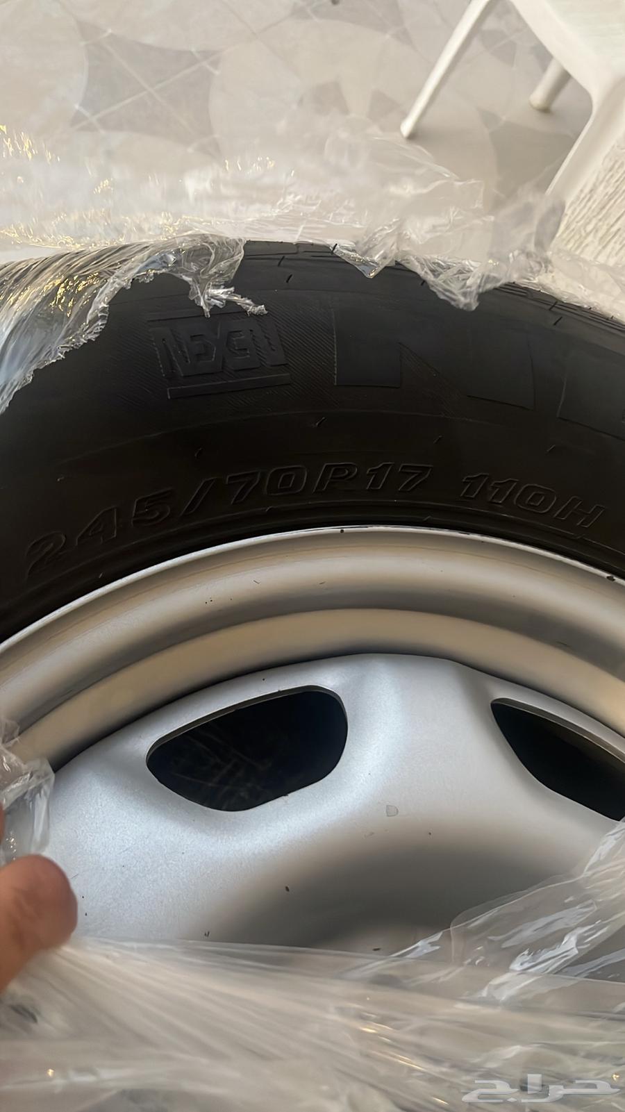 طقم جنوط شامل كفرات فورد f150 ممشى قليل64512996777091110