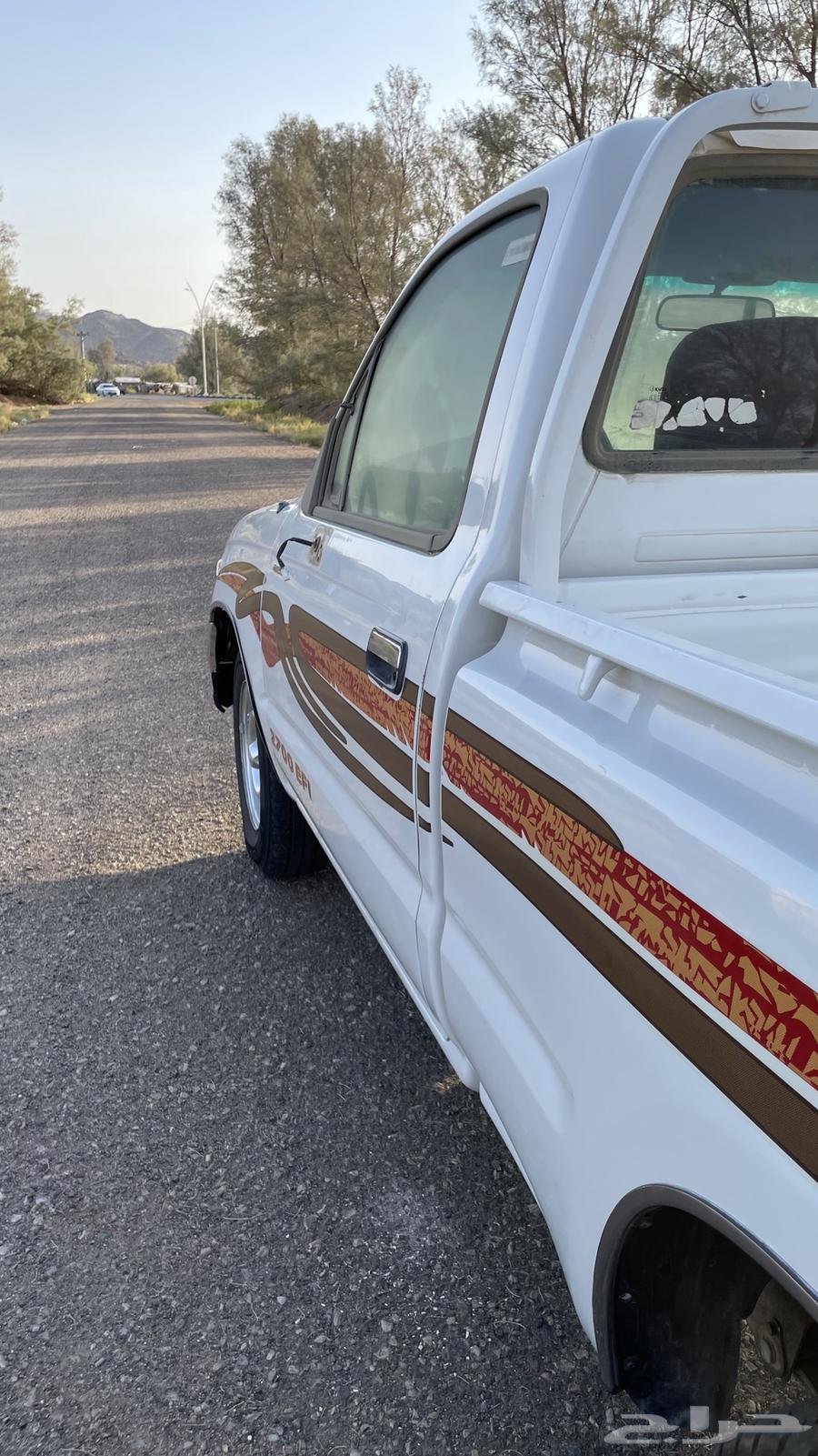 HiLux Model 200364508887624065111