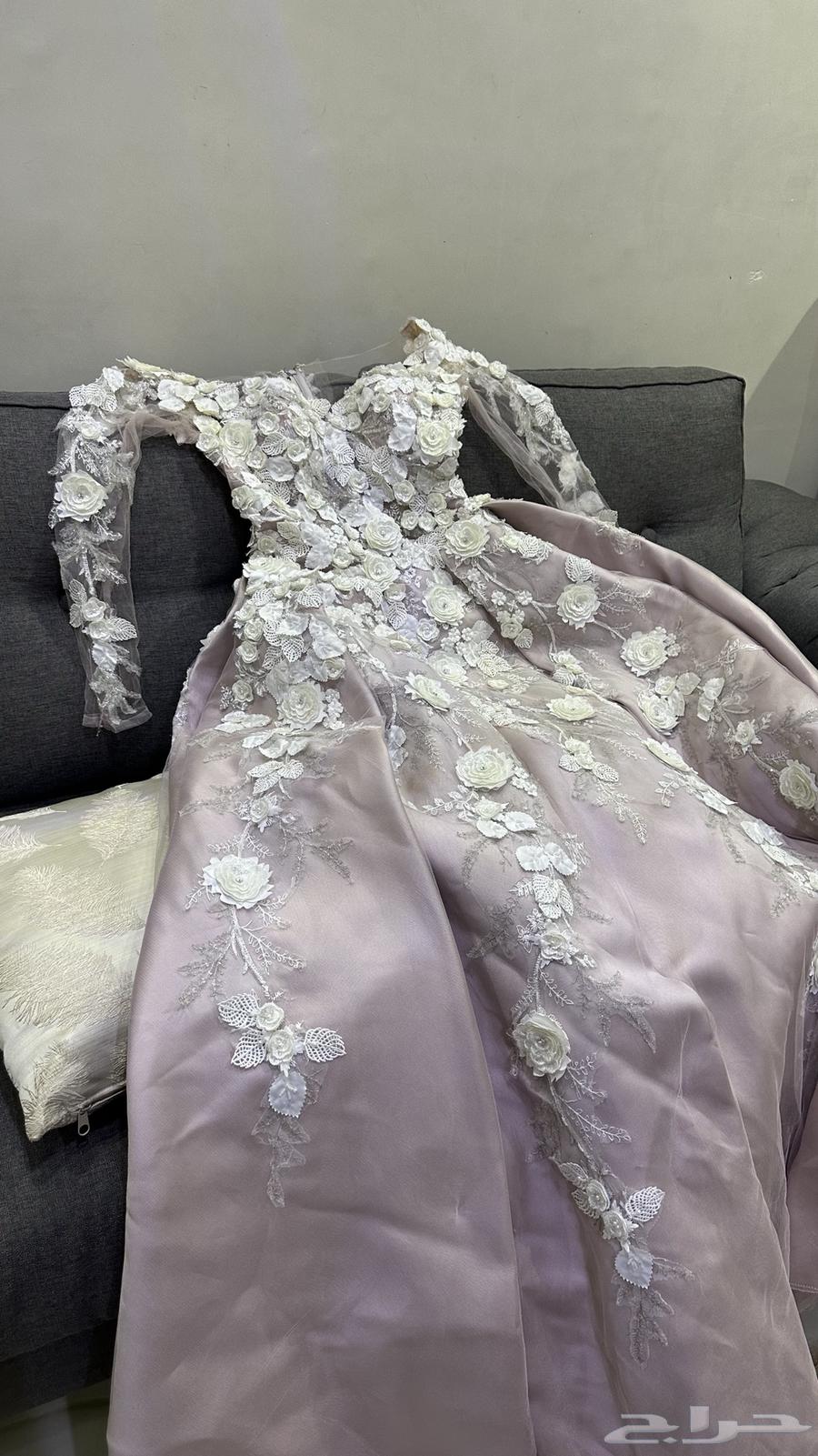 فستان ملكة للبيع64370856784130111