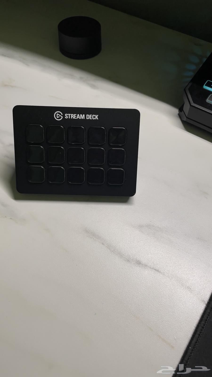 Stream deck for sale with all its accessories64368514042627111