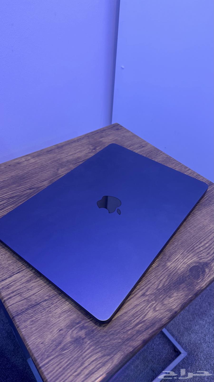 ماك بوك اير ام 264367639822209111