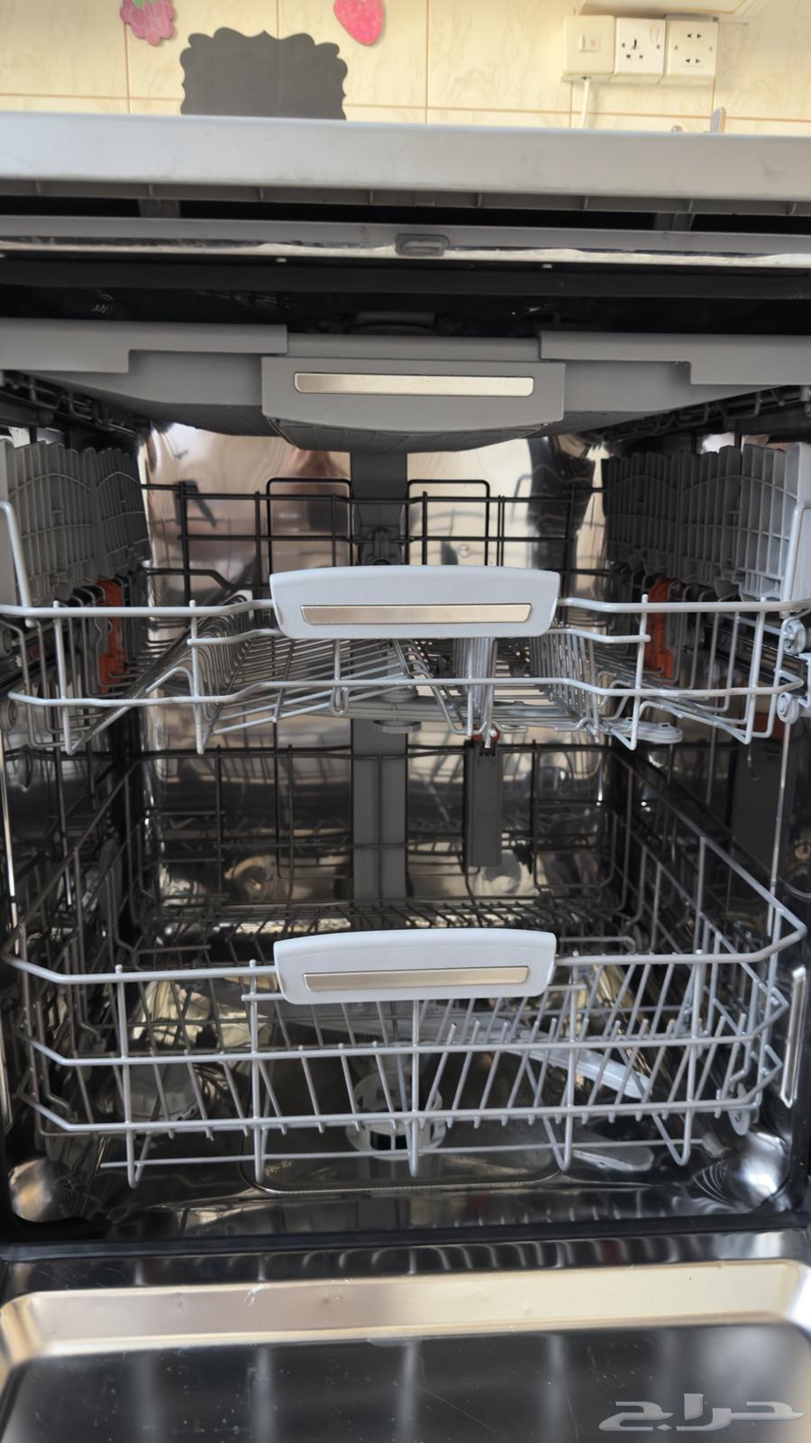 غساله مواعين ارستون64371016360451114