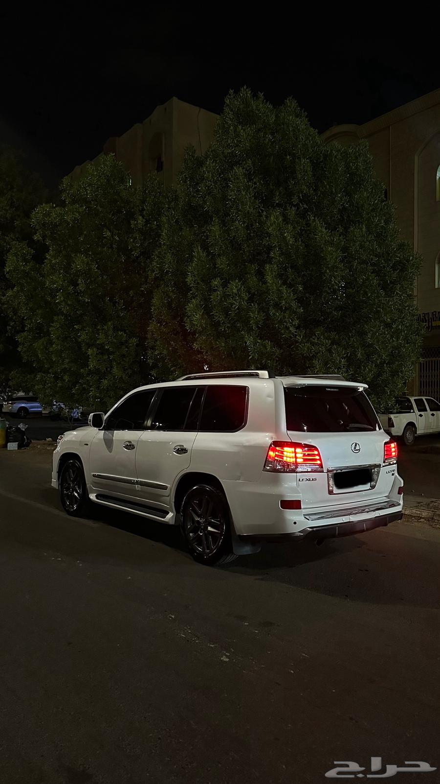 جيب لكزس 2009 للبيع64515318622081110