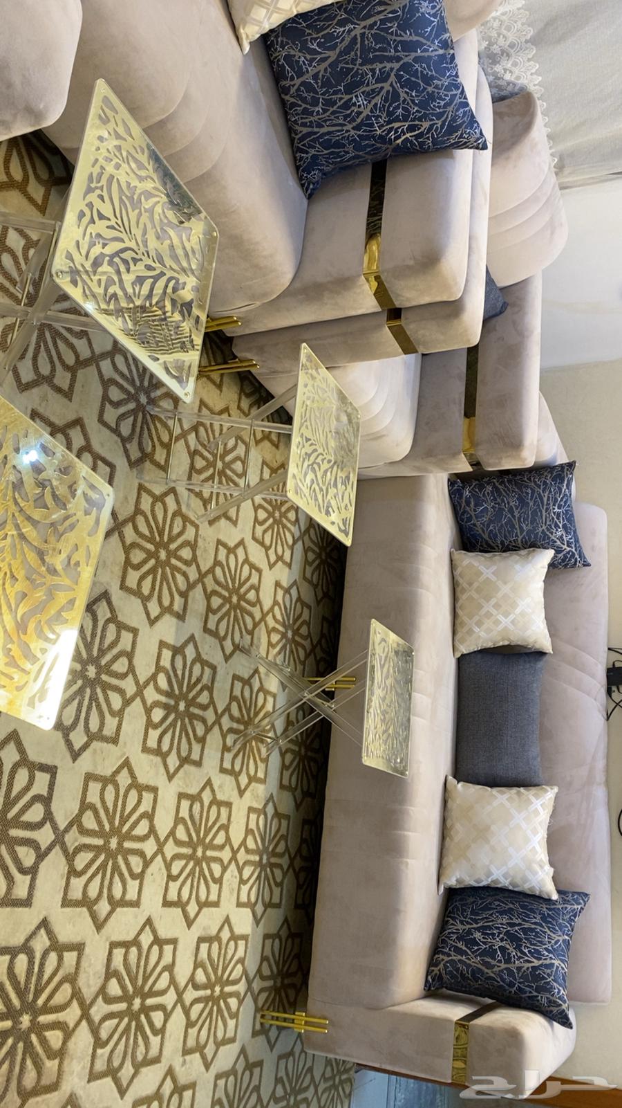 كنب لبيع فخم ونضيف شرط64369703910785113