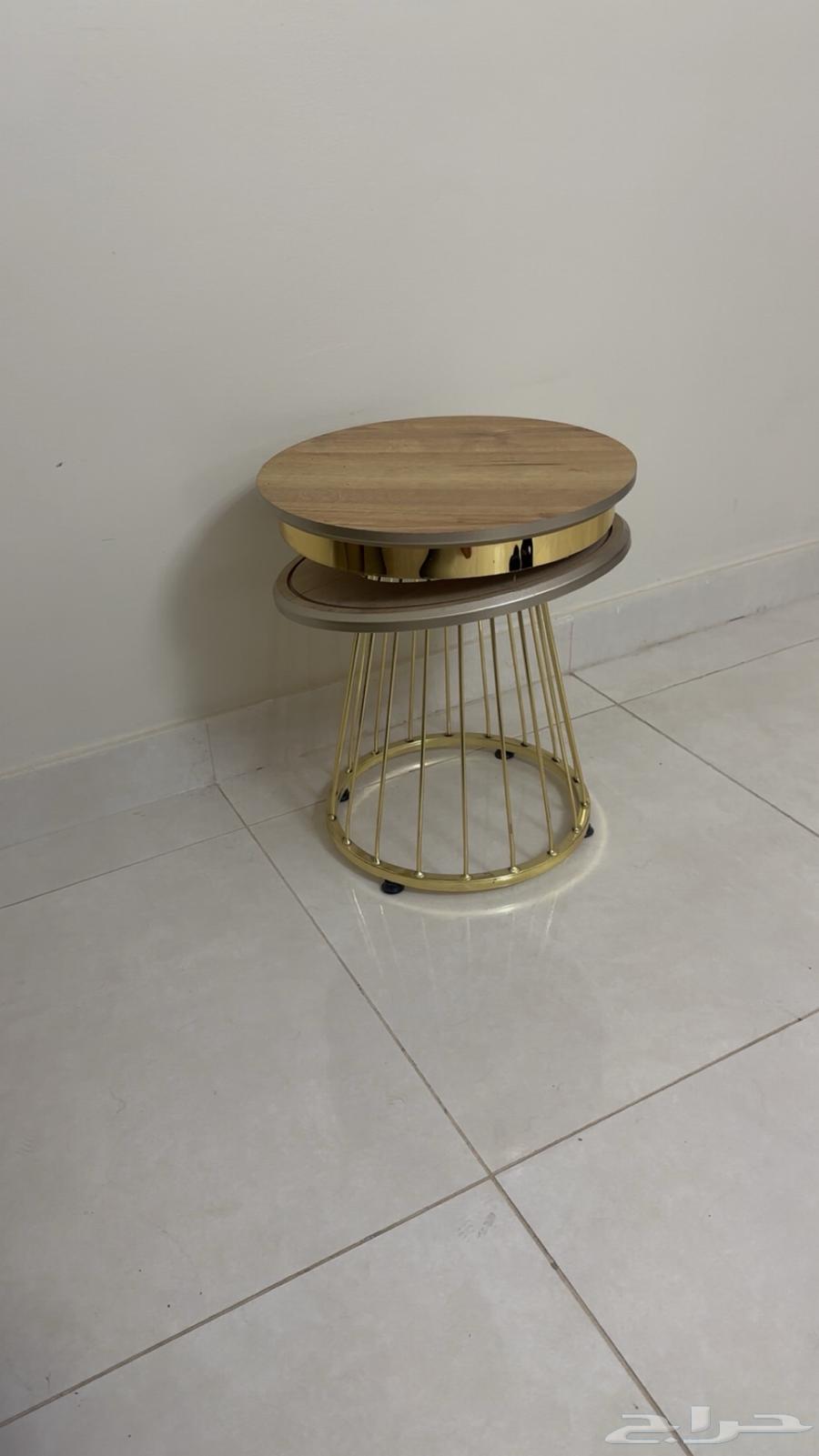 طاولة خدمة واحدة للبيع64376915090947110