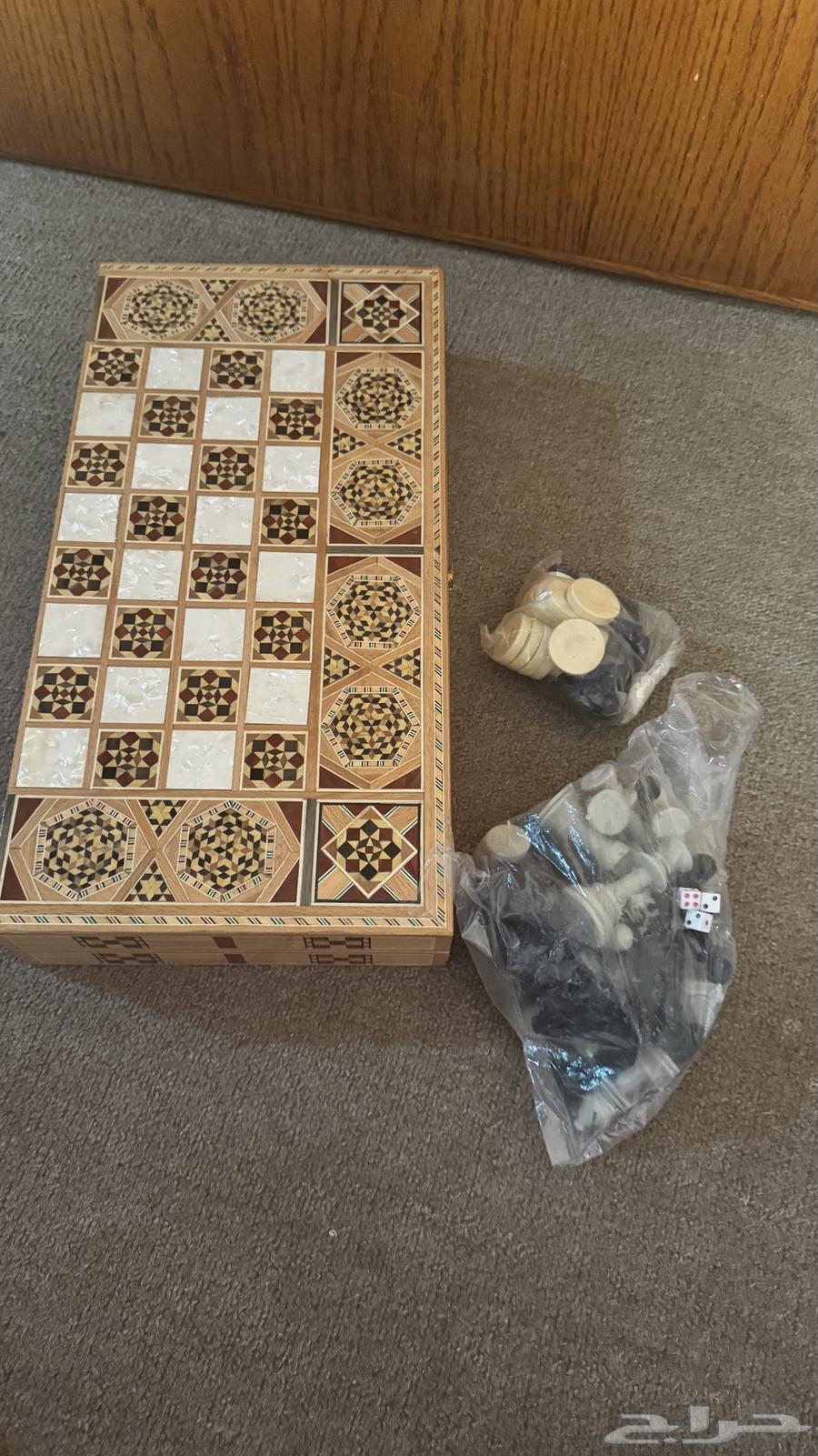 Damascus Backgammon and Chess Table64370482850306111