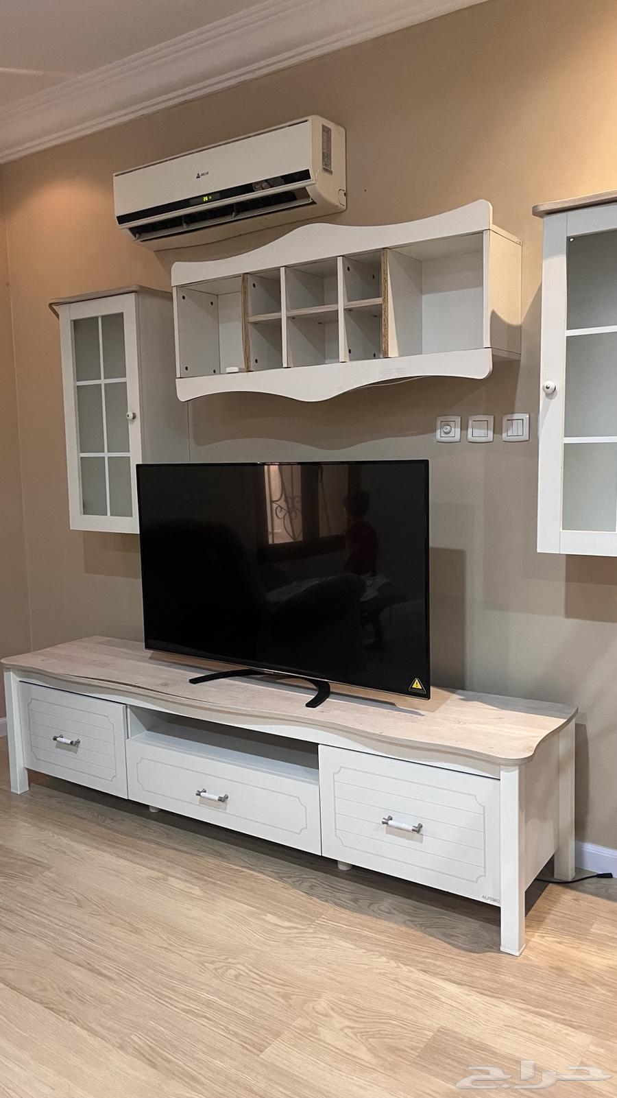 White TV table with light wooden surface, composed of four pieces64371234686466110